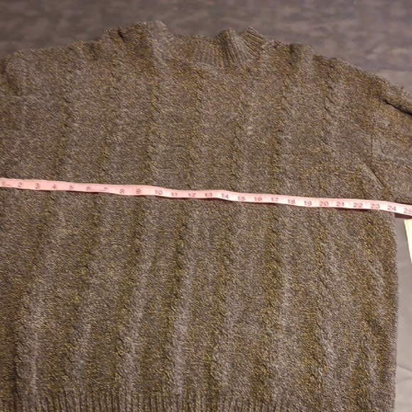 NWT. Men's Cozy Crewneck Sweater - Taupe. XXL - Picture 9 of 12